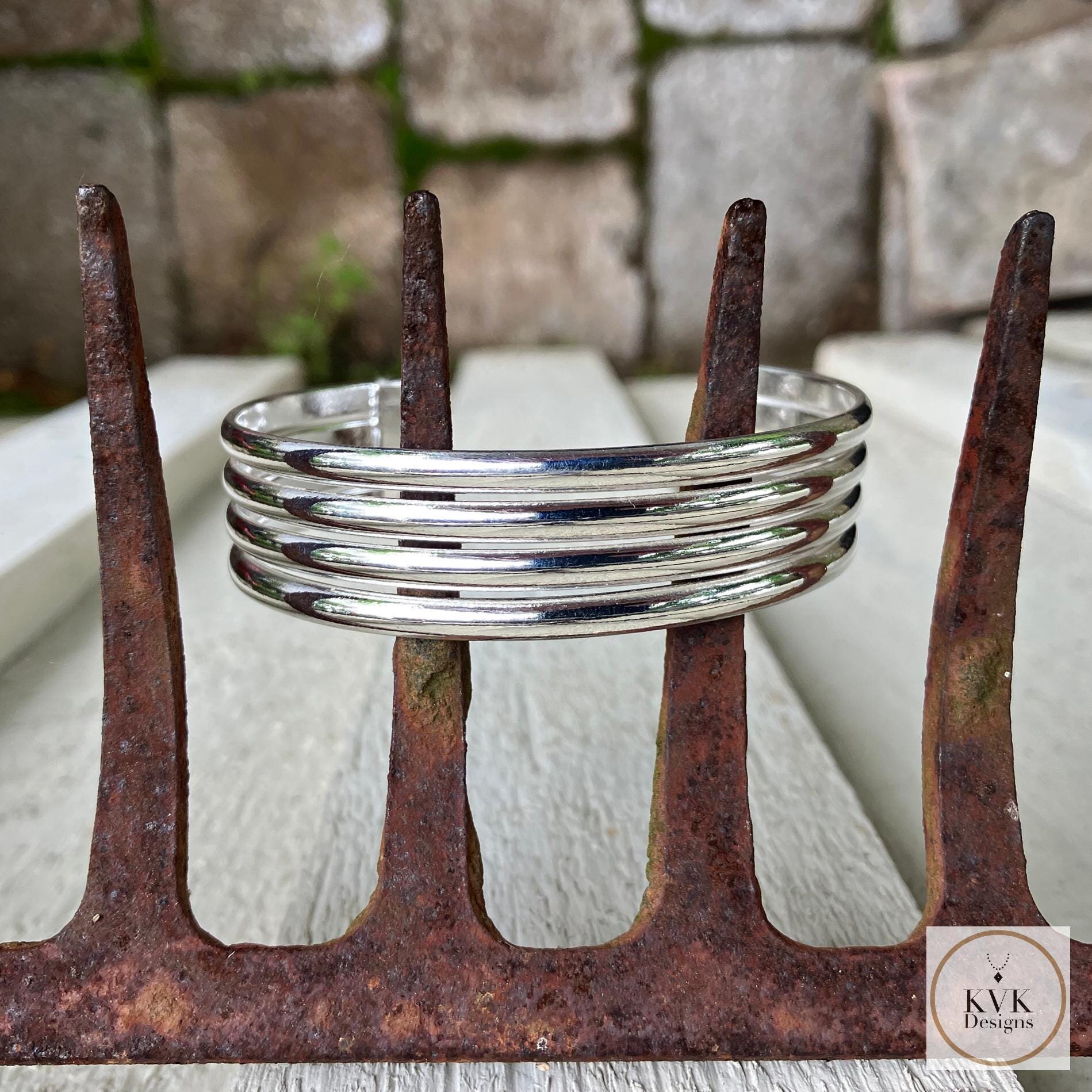 Handcrafted Alpaca Silver Cuff Bracelet: Boho Artisan Jewelry