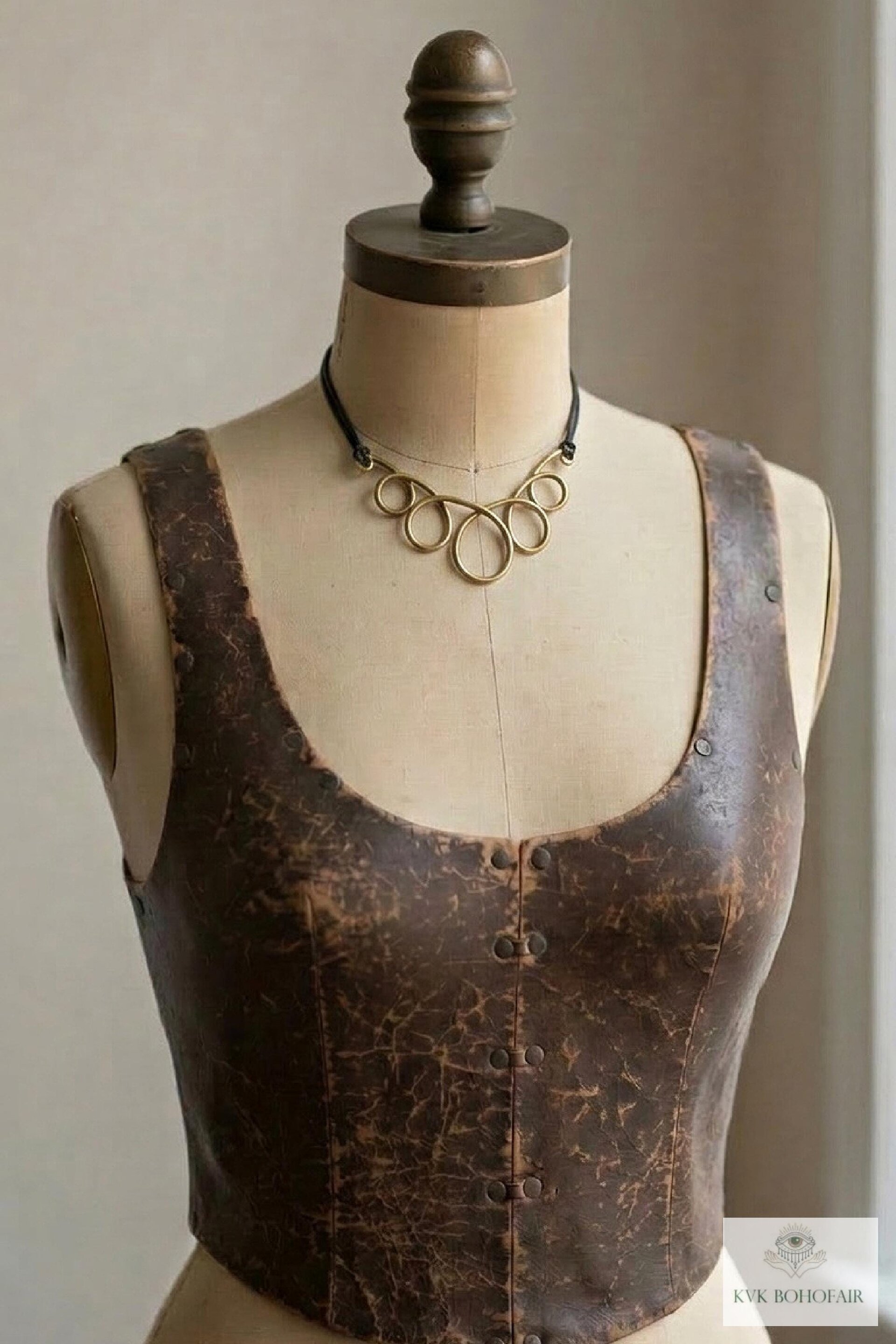 https://www.etsy.com/listing/1859016607/boho-leather-silver-choker-bead-necklace?