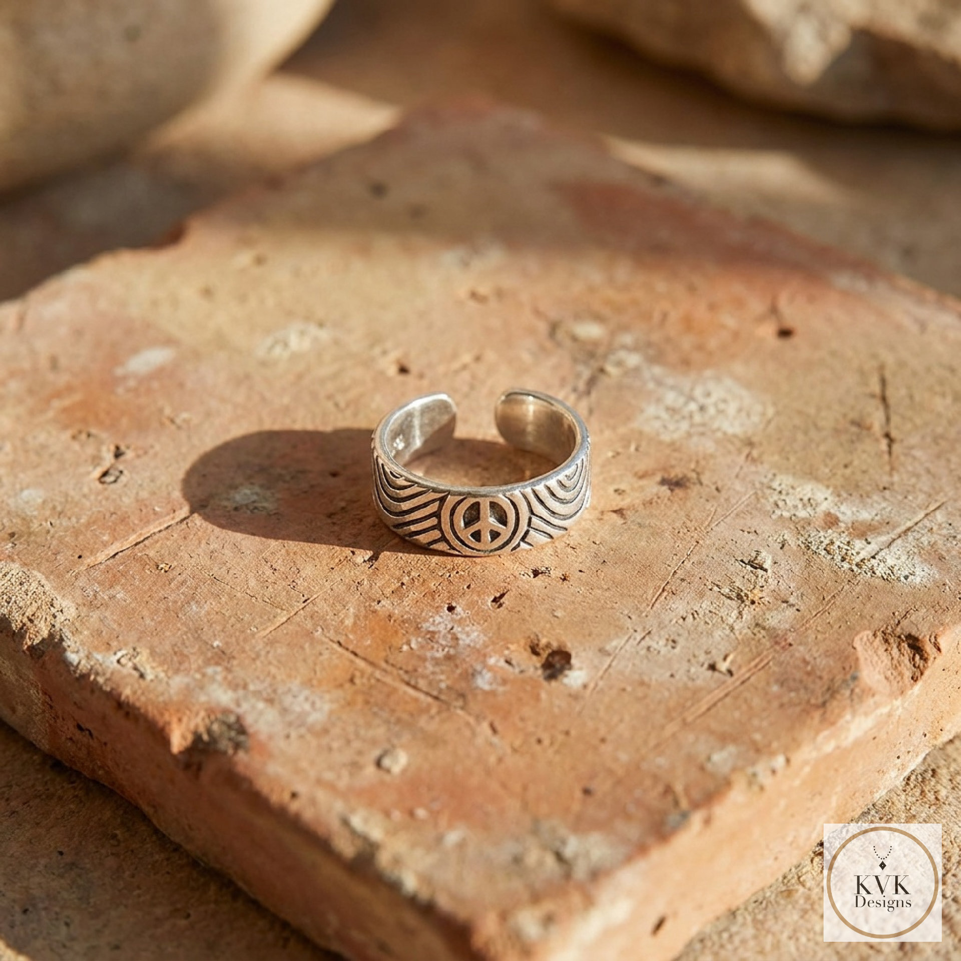 Sterling Silver Peace Sign Toe Ring
