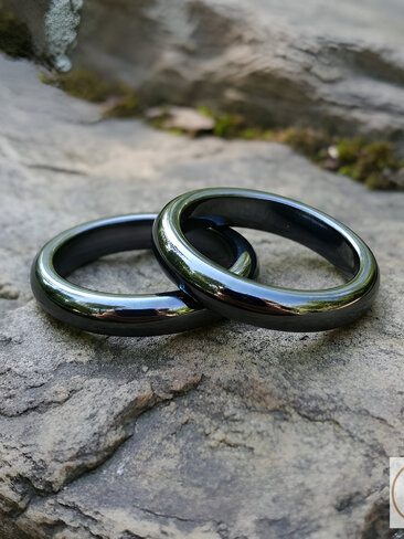 4mm Magnetic Hematite Dome Ring