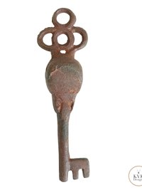 Gothic Skull Key Necklace - Antique Bronze Boho Pendant Chain