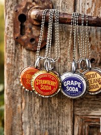 Vintage Soda Bottle Cap Necklace, Retro 1970s Americana Jewelry