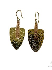 Mixed Metal Hammered Arrowhead Earrings – Handcrafted Brass and Copper Design