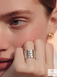 Silver-Plated Brass Cat Tree Face Ring – Rustic Boho Adjustable Statement Jewelry