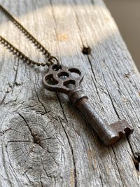 Antique Skeleton Key Necklace JULIET, Fancy Bow Iron Pendant, Brass Ball Chain Gothic Jewelry