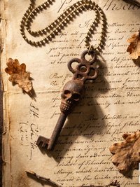 Gothic Skull Key Necklace - Antique Bronze Boho Pendant Chain