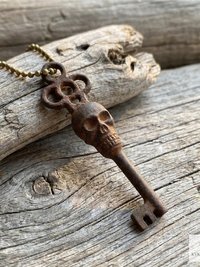 Gothic Skull Key Necklace - Antique Bronze Boho Pendant Chain