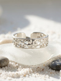 Silver Plated Flower Toe Ring