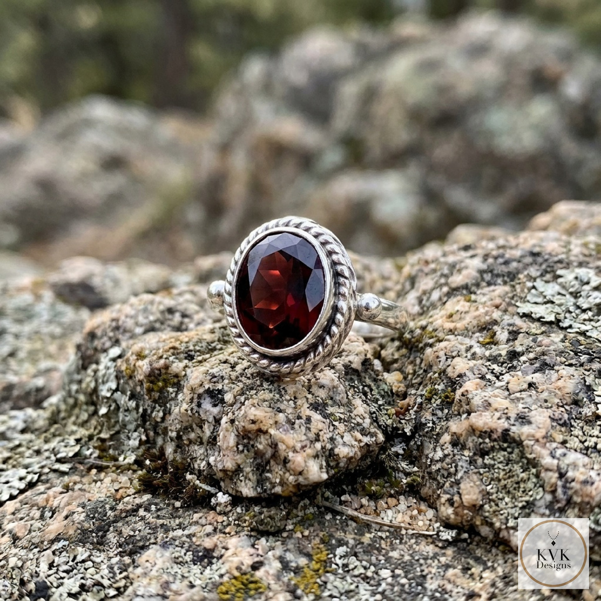 Faceted Garnet Ring with Rope Edge