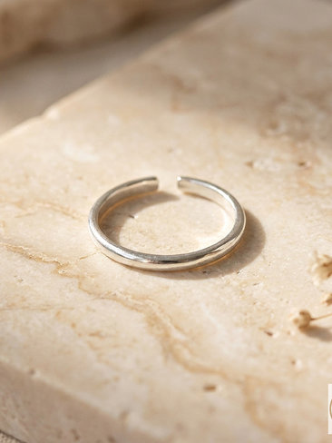 Minimalist Sterling Silver Toe Ring